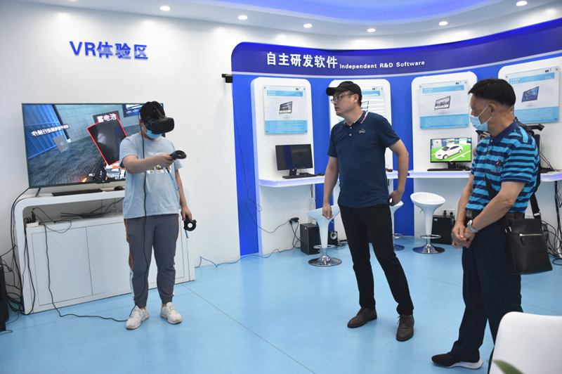 深圳風(fēng)向標(biāo)教育資源股份有限公司 深圳風(fēng)向標(biāo)教育資源股份有限公司