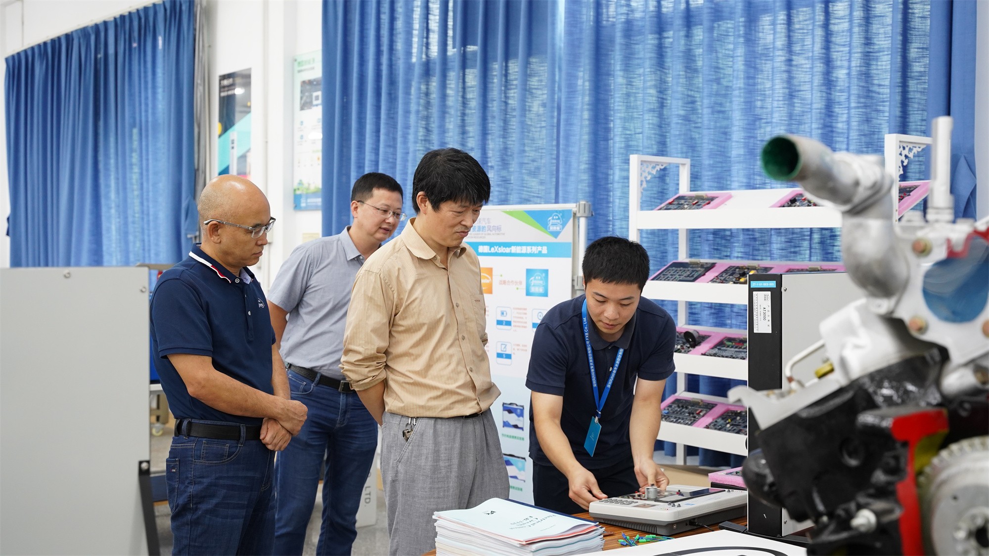 深圳風向標教育資源股份有限公司 深圳風向標教育資源股份有限公司